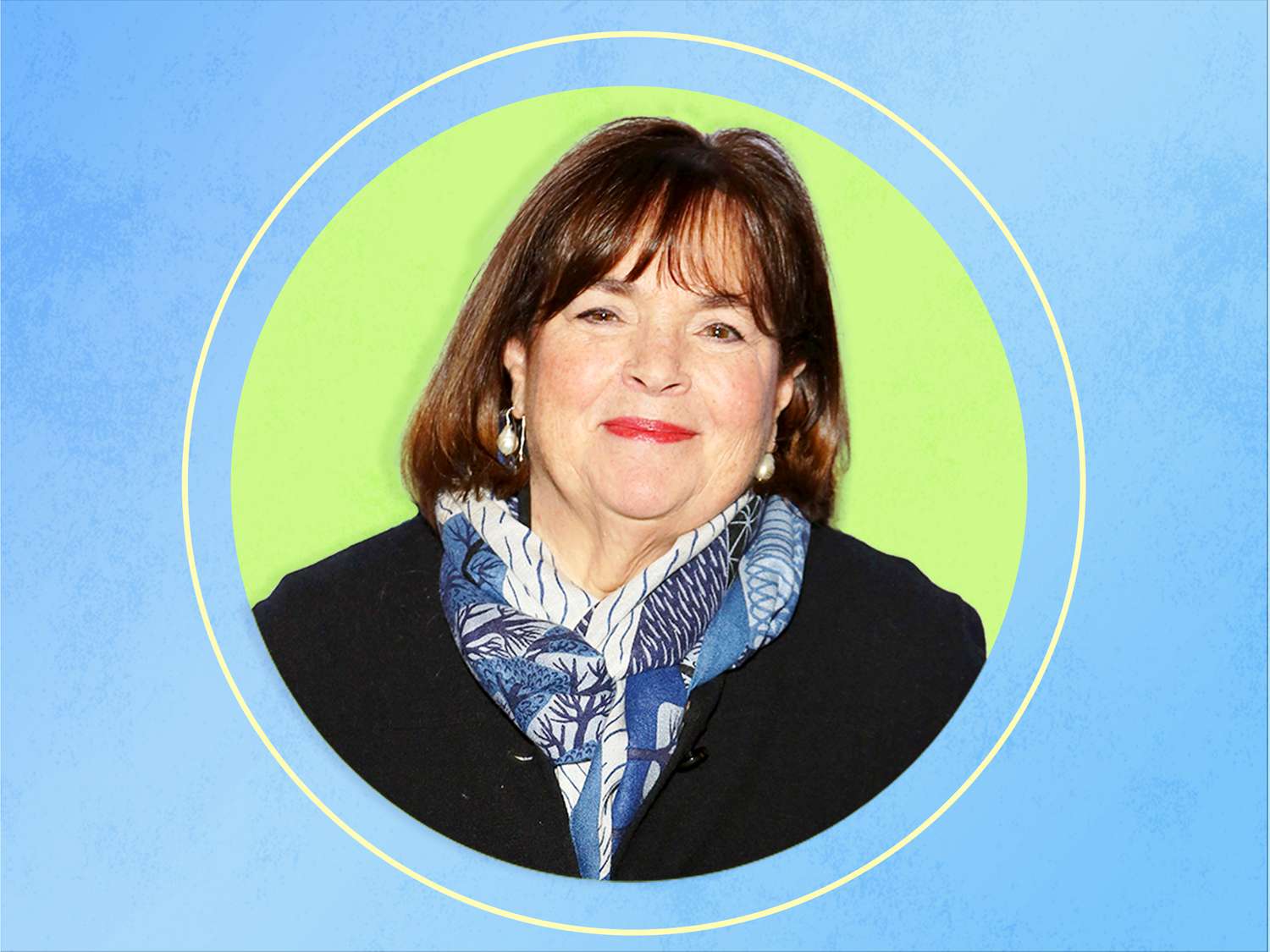 كعكة Ina Garten الشهيرة هي الحلوى الاحتفالية التي تحتاجها حفلتك الصيفية